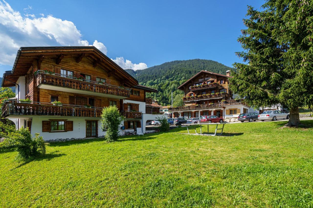 Hotel Silvapina Klosters Exterior foto